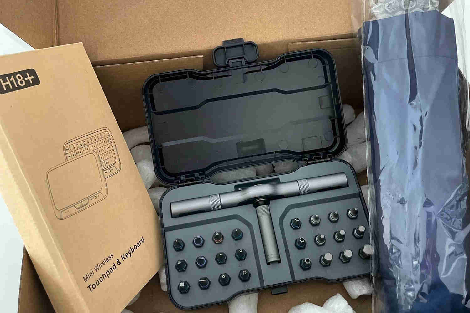 Gadget Club Monthly Tech & Gadget Subscription Box